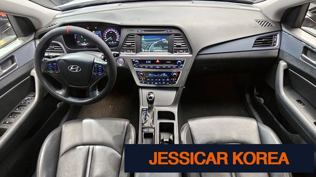 2016 Hyundai LF Sonata Hybrid - Thumbnail 9