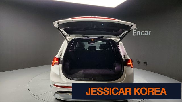 2021 Hyundai The New Santa Fe - Thumbnail 4