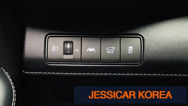 2021 Hyundai The New Santa Fe - Thumbnail 8
