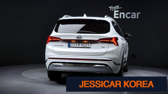 2021 Hyundai The New Santa Fe - Thumbnail 17