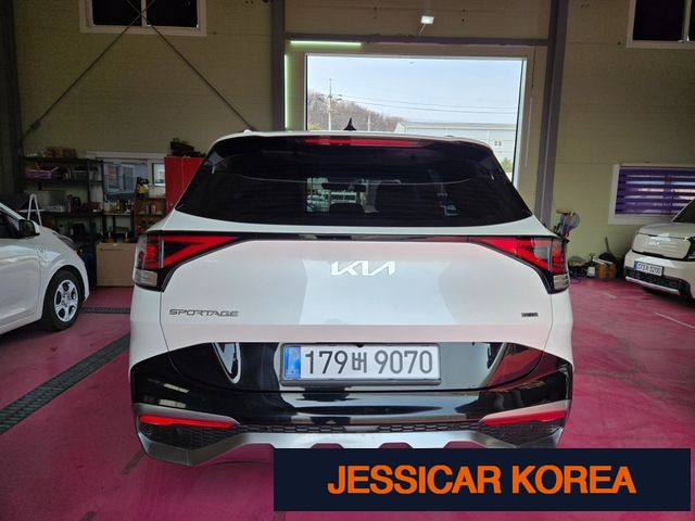 2023 Kia Sportage 5th generation hybrid - Thumbnail 5
