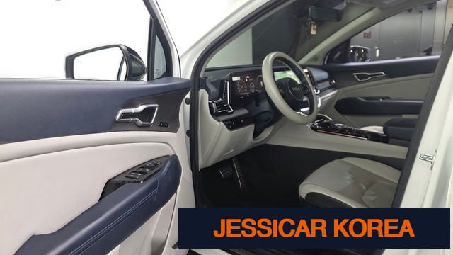 2023 Kia Sportage 5th Gen - Thumbnail 2
