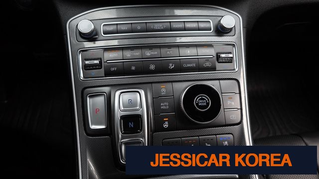 2021 Hyundai The New Santa Fe - Thumbnail 13