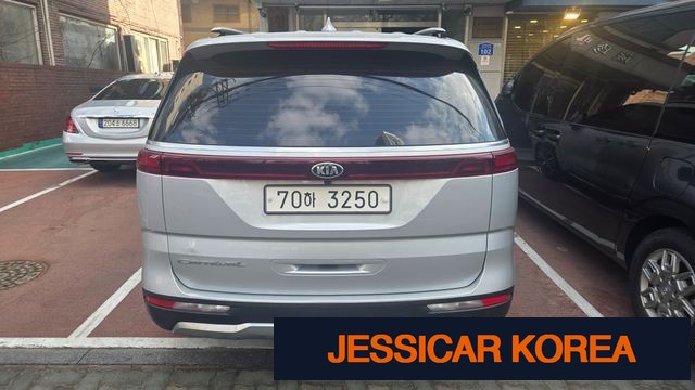 2021 Kia Carnival 4th Gen - Thumbnail 20