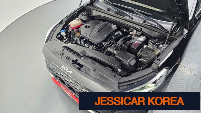 2022 Kia K8 - Thumbnail 4