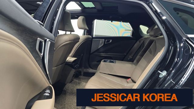 2022 Kia K8 - Thumbnail 17