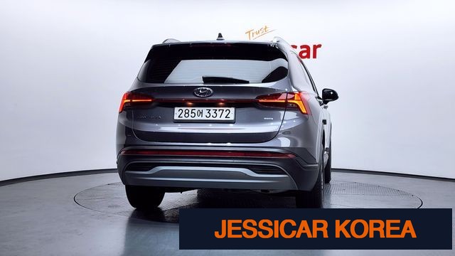 2023 Hyundai The New Santa Fe - Thumbnail 11