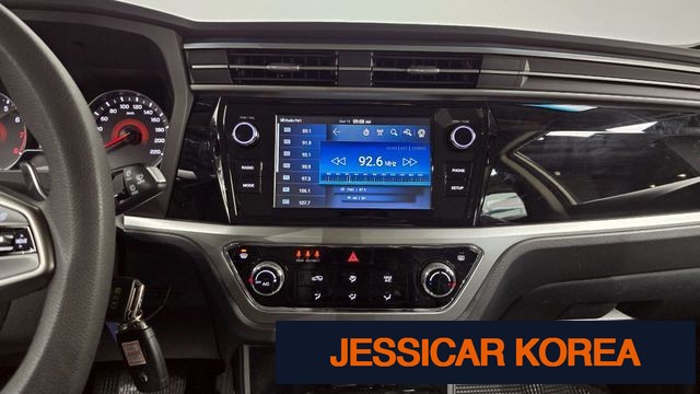 2024 KG Mobility Beautiful Korando - Thumbnail 10