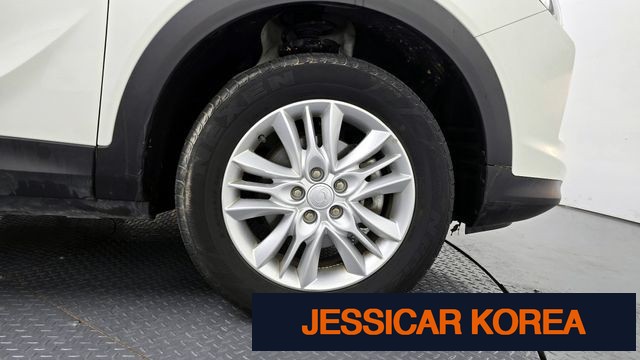 2024 KG Mobility Beautiful Korando - Thumbnail 12