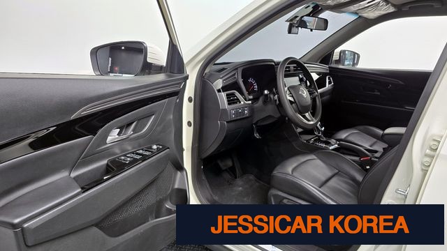 2024 KG Mobility Beautiful Korando - Thumbnail 19