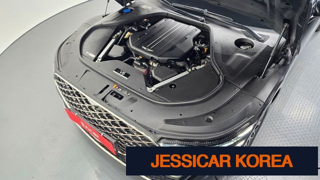 2022 Genesis G90 (RS4) - Thumbnail 3