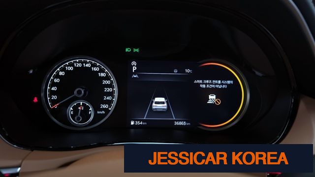 2021 Genesis GV70 - Thumbnail 10