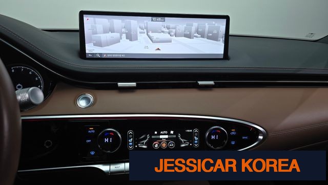2021 Genesis GV70 - Thumbnail 17