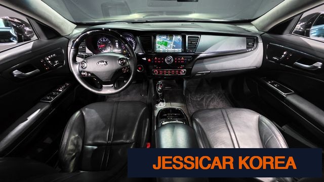 2013 Kia K9 - Thumbnail 17