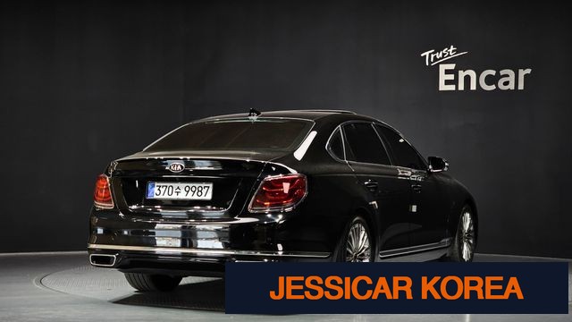 2020 Kia The K9 - Thumbnail 13