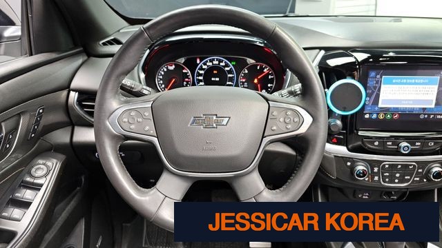 2022 Chevrolet Traverse - Thumbnail 7