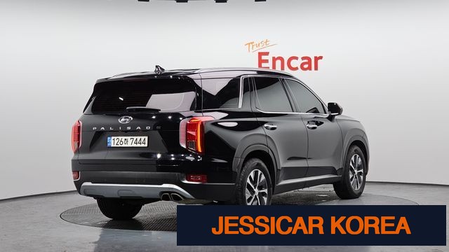 2022 Hyundai Palisade - Thumbnail 3