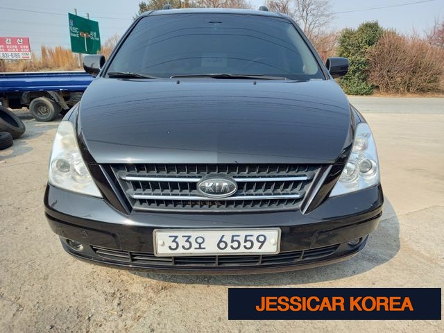 2008 Kia grand carnival - Thumbnail 6