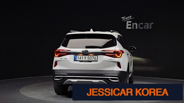 2022 Kia Seltos - Thumbnail 9