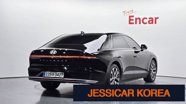 2025 Hyundai Grandeur (GN7) - Thumbnail 14