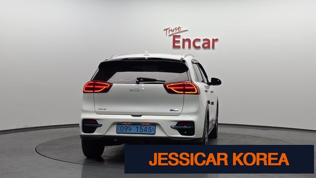 2022 Kia Niro EV - Thumbnail 5