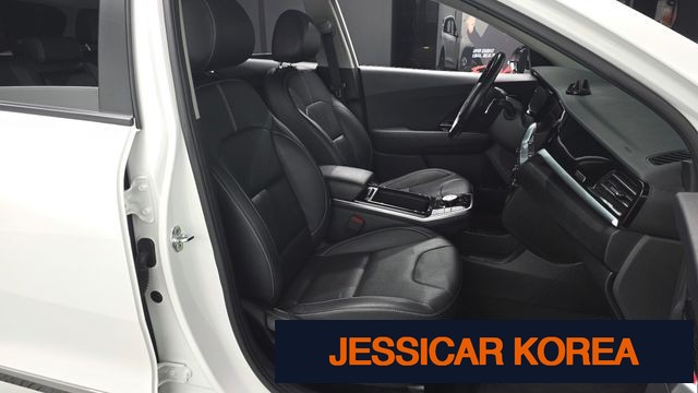 2022 Kia Niro EV - Thumbnail 13