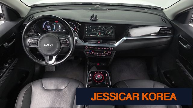 2022 Kia Niro EV - Thumbnail 18