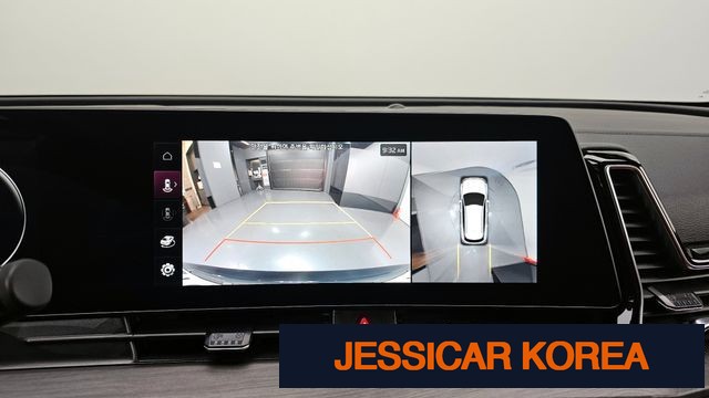 2023 Kia Sportage 5th Gen - Thumbnail 2