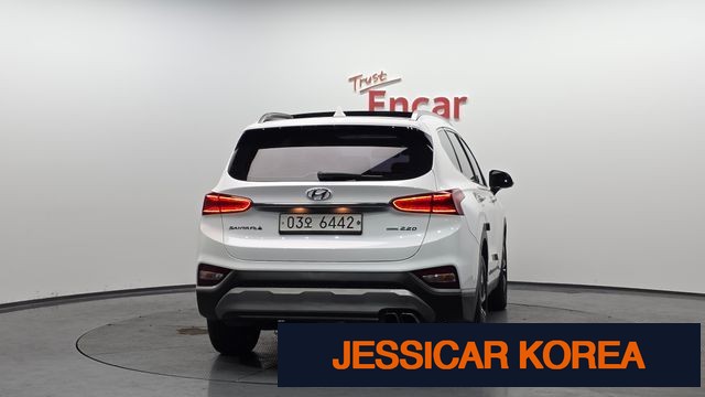 2019 Hyundai Santa Fe TM - Thumbnail 5