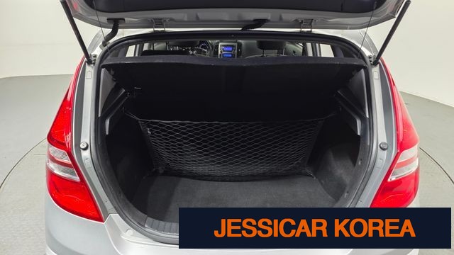 2011 Hyundai i30 - Thumbnail 9
