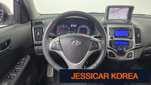 2011 Hyundai i30 - Thumbnail 11