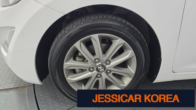 2014 Hyundai The New Avante - Thumbnail 2