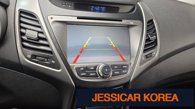 2014 Hyundai The New Avante - Thumbnail 18