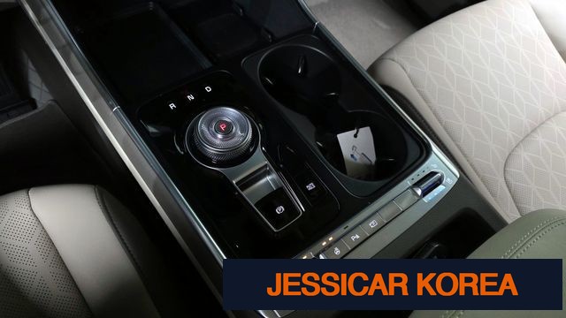 2025 Kia The New Carnival 4th generation - Thumbnail 3