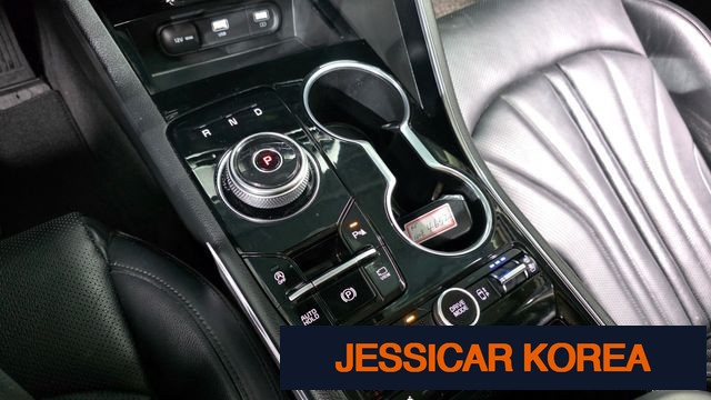 2021 Kia K5 3rd Gen - Thumbnail 3