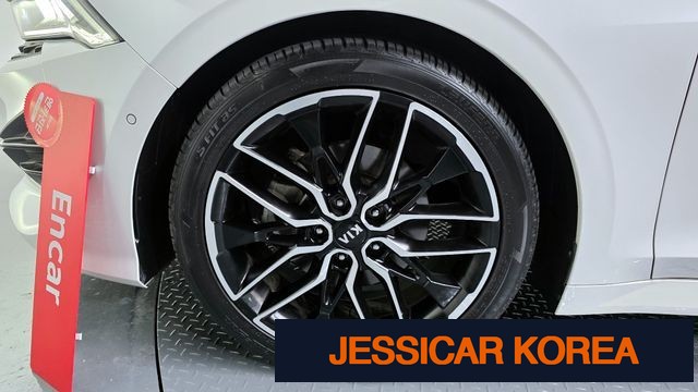 2021 Kia K5 3rd Gen - Thumbnail 4