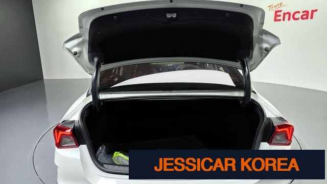 2021 Kia K5 3rd Gen - Thumbnail 11