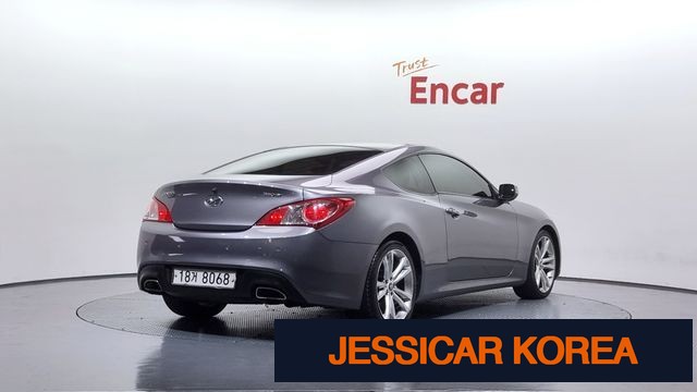 2009 Hyundai Genesis Coupe - Thumbnail 6