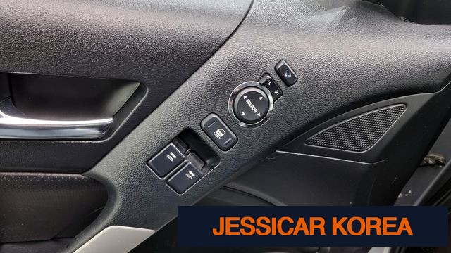 2009 Hyundai Genesis Coupe - Thumbnail 13
