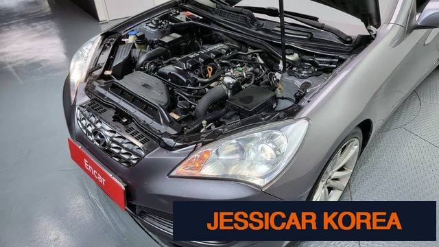2009 Hyundai Genesis Coupe - Thumbnail 19