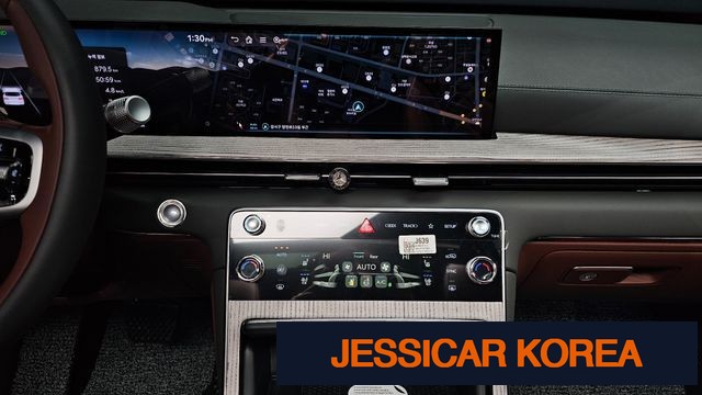 2026 Genesis GV80 - Thumbnail 2