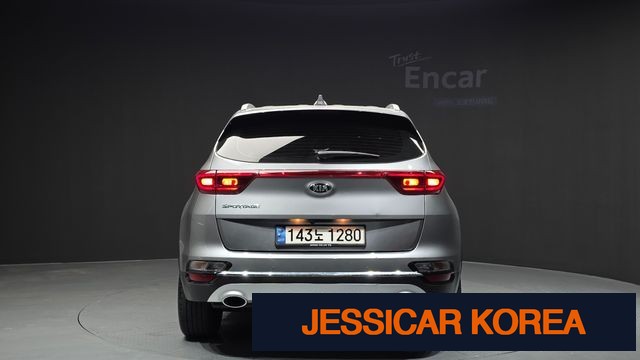 2021 Kia Sportage the bold - Thumbnail 2