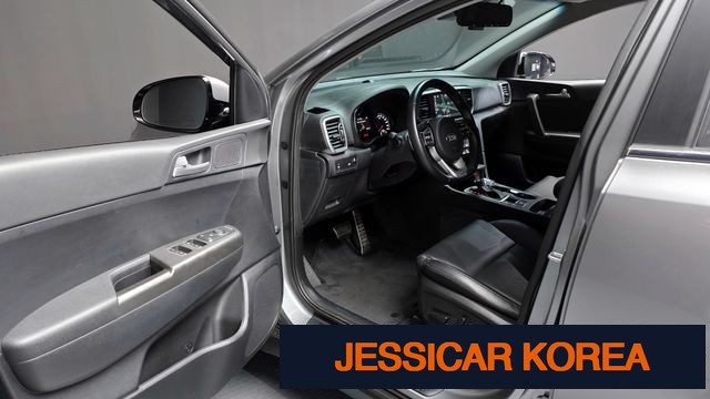 2021 Kia Sportage the bold - Thumbnail 3