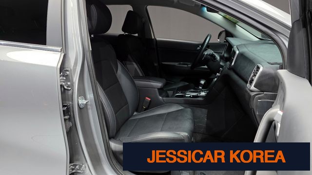 2021 Kia Sportage the bold - Thumbnail 4