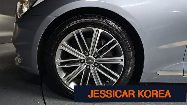 2017 Genesis G80 - Thumbnail 13