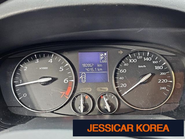 2012 Renault Korea New SM5 - Thumbnail 10