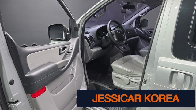 2015 Hyundai Grand Starex - Thumbnail 7