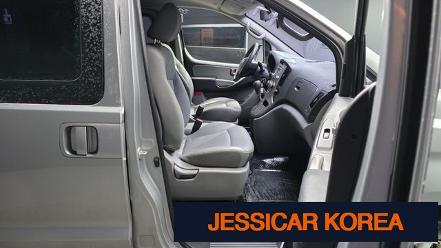 2015 Hyundai Grand Starex - Thumbnail 8