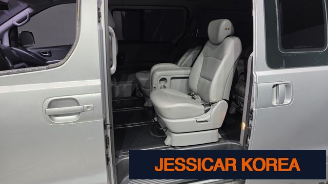 2015 Hyundai Grand Starex - Thumbnail 20