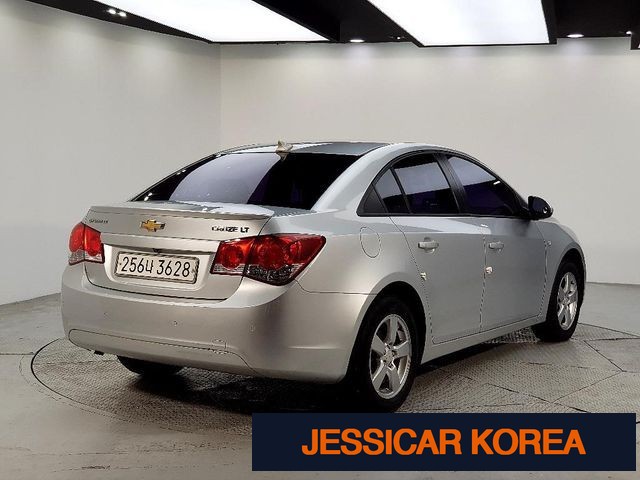 2012 Chevrolet Cruze - Thumbnail 2